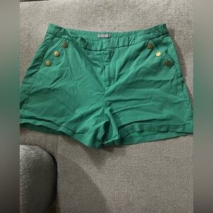 Women's Green Double Closure Maurice’s Size XXL Shorts with Gold Button Accents